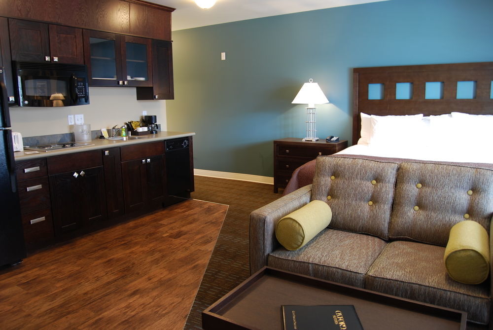 Oxford Suites Silverdale Exterior foto